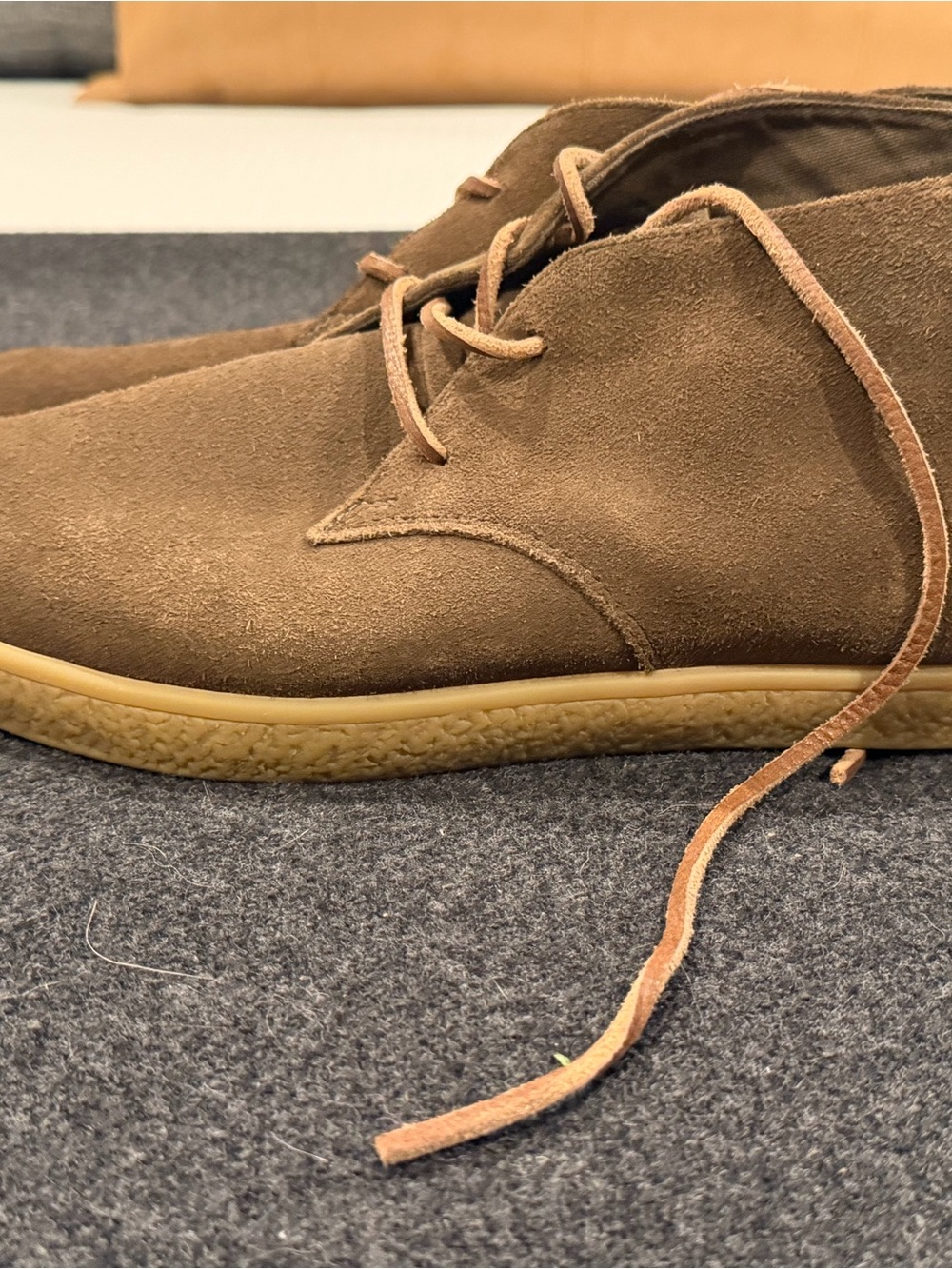 SeaVees Men's Suede Chukka Boots in Tan Brown